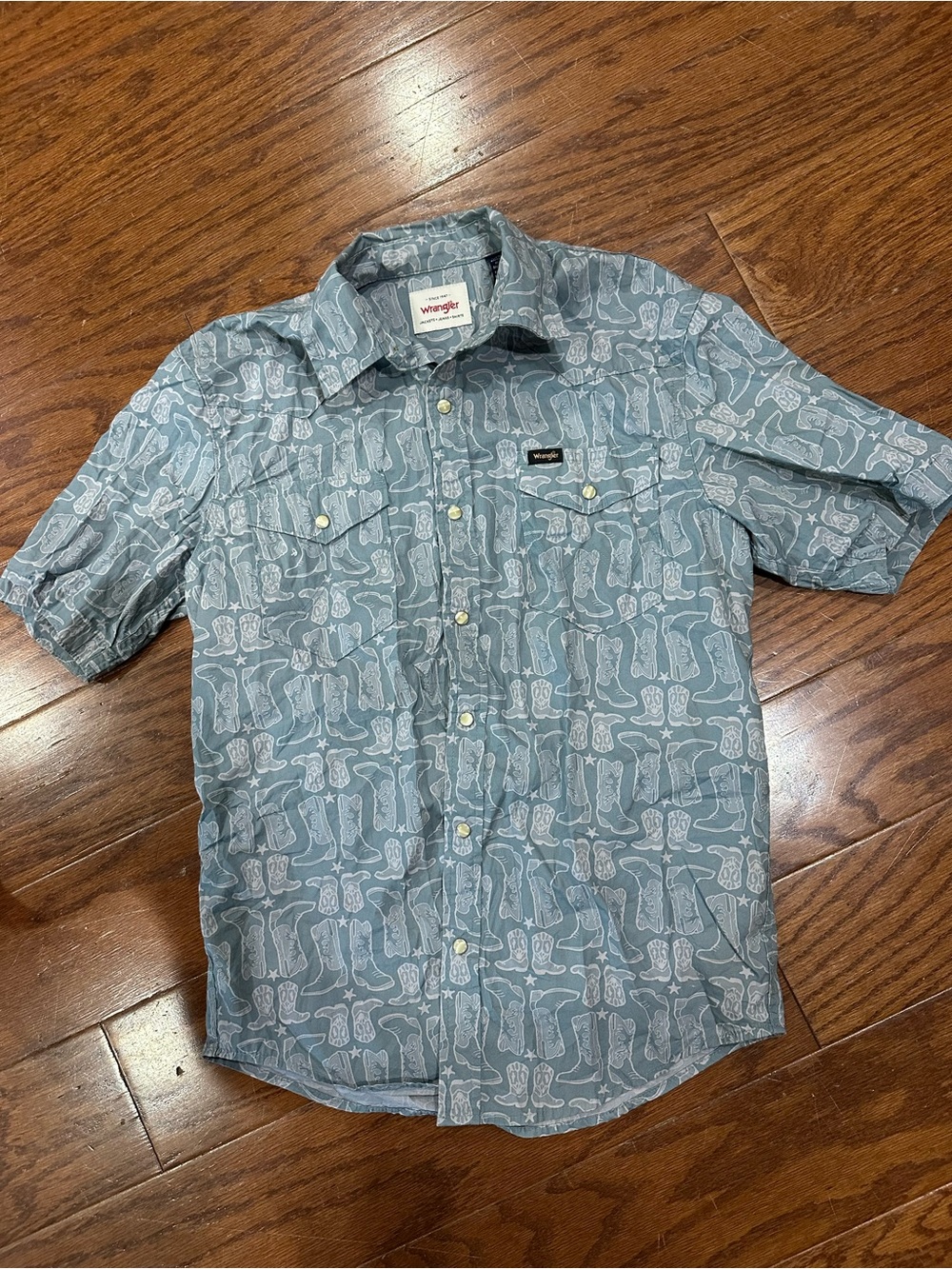 Wrangler Light Blue Short-Sleeve Western Boot Print Button-Down Shirt